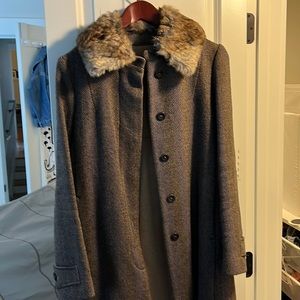 Wool coat with rabbit fur collar. Max and co